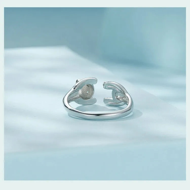 Adjustable sterling silver ring with panda design and white gold plating
