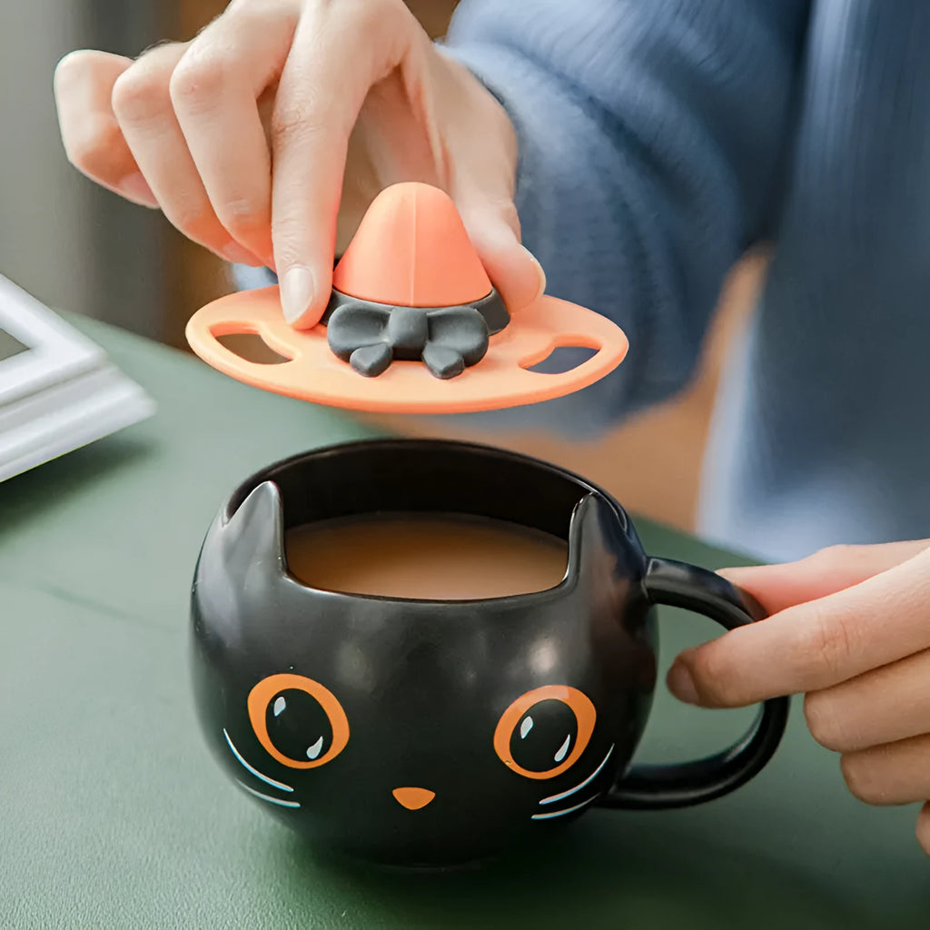 Black ceramic cat-shaped mug with covered spoon lid, 355ml capacity