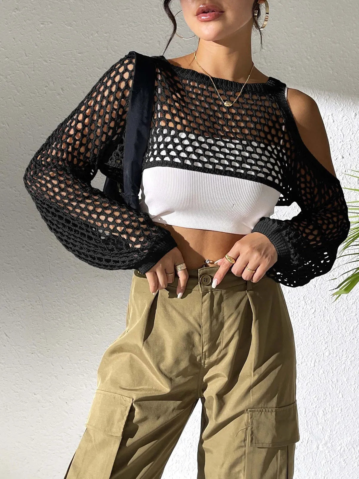 Beach couple mesh shirt with hollowed navel detail in polypropylene fabric, shown in army green colour.