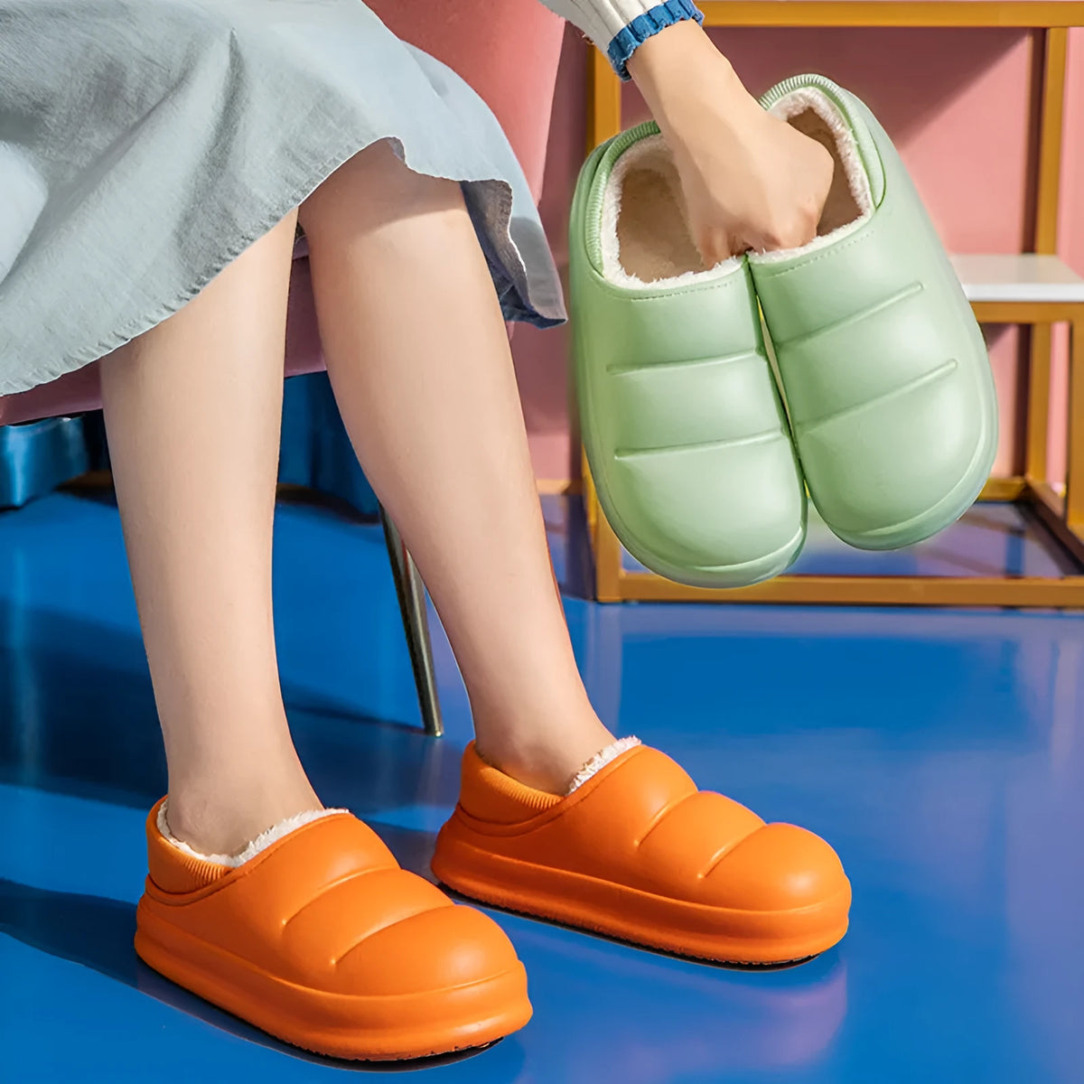 Couple cotton slippers in green with thick EVA sole and warm plush lining for winter garden and home use