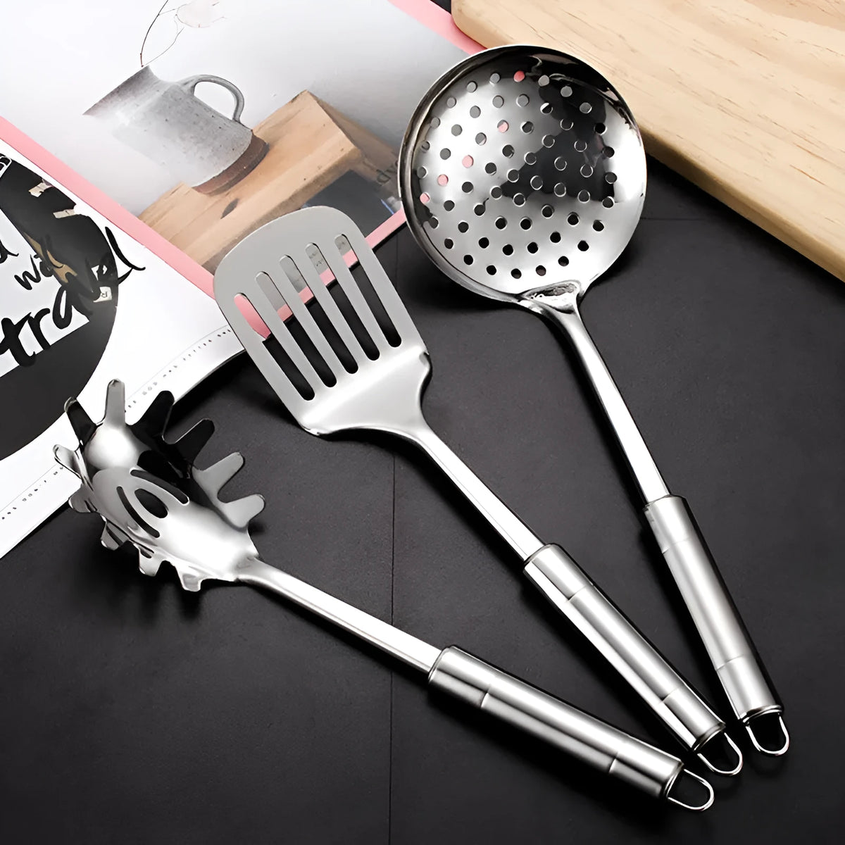 6 piece stainless steel kitchenware set with anti-scalding handles, including shovel, soup spoon, colander, frying shovel, rice spoon and vermicelli