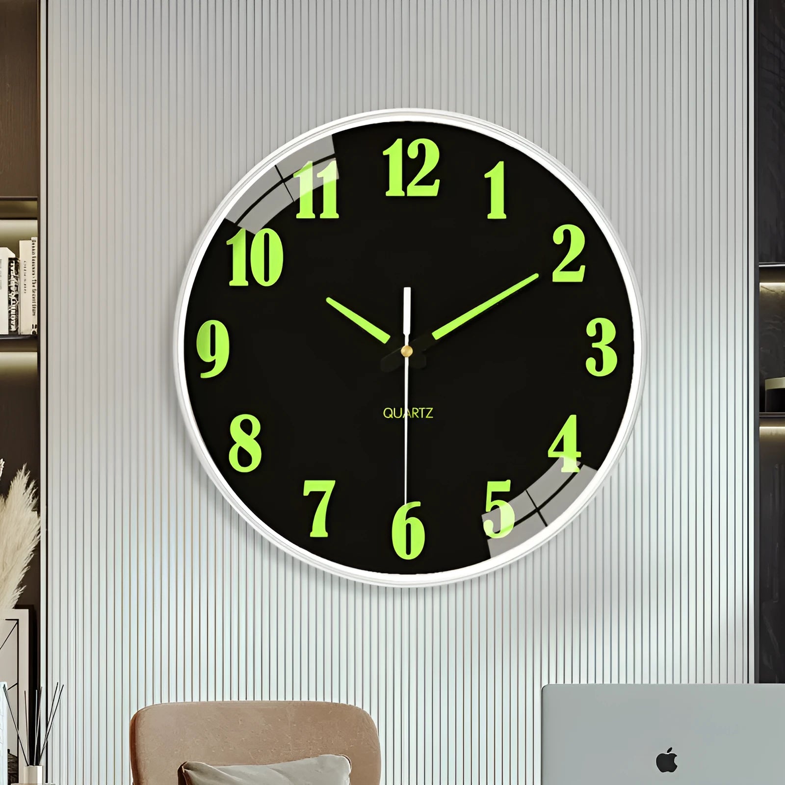 Modern 8-inch luminous wall clock with 20cm diameter and plastic case.