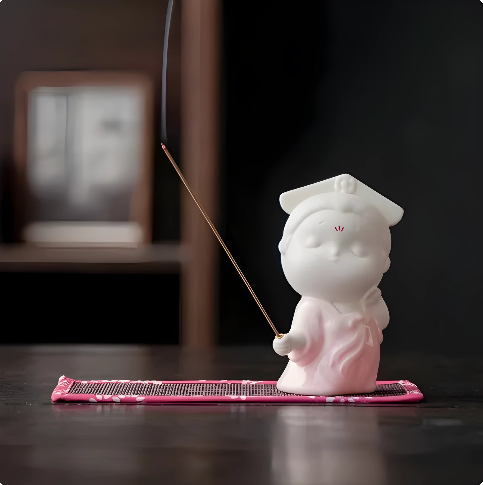 Ceramic incense burner decoration with cute female court attendant design in fresh, adorable style