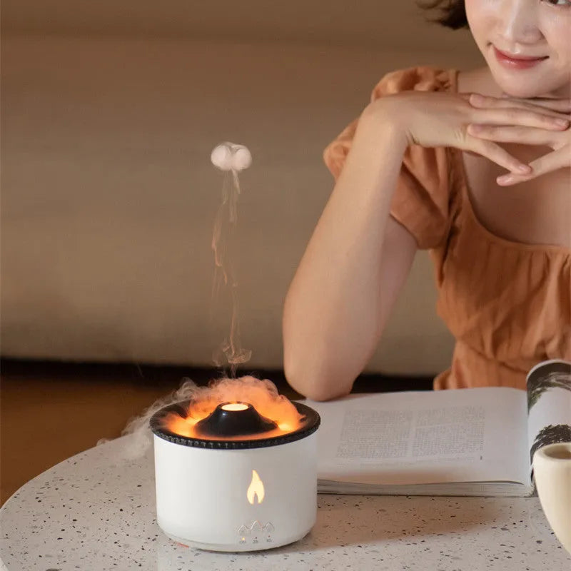 Volcano humidifier with two-colour flame effect spray ring and round plastic housing