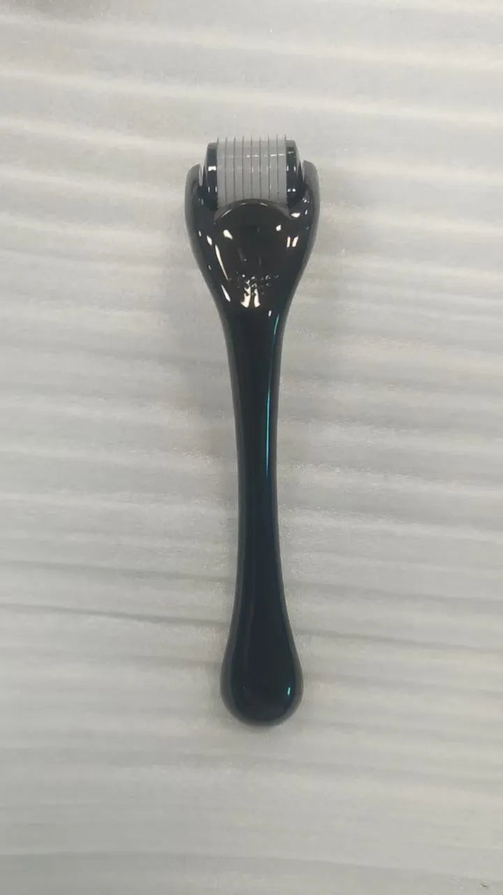 540 Micro Needle Roller device with mechanical font size display showing needle specification