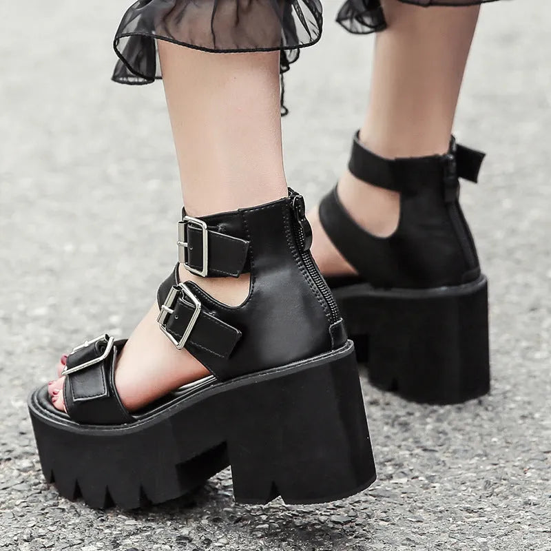 Black women's platform sandals with chunky heel and back zipper closure