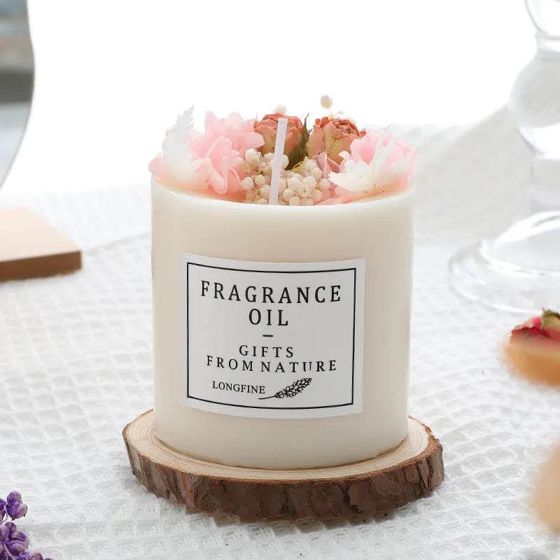 Aromatherapy candle with dried flowers decoration, showing gift box with wooden base and single candle options.