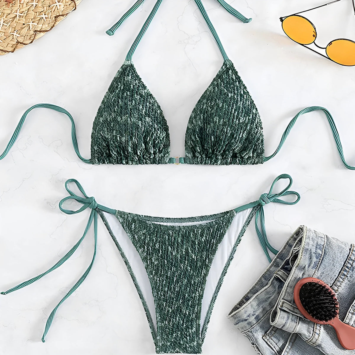 Women's green backless halter swimsuit bikini set with shorts