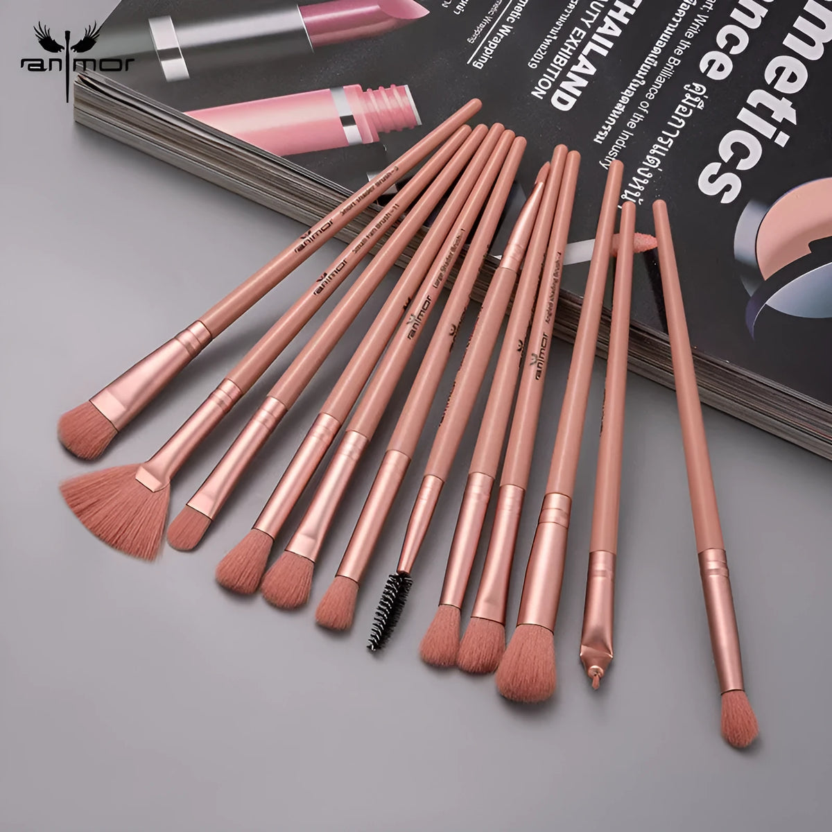 6-piece eyeshadow brush set with man-made fibre bristles in khaki finish, arranged on a flat surface.