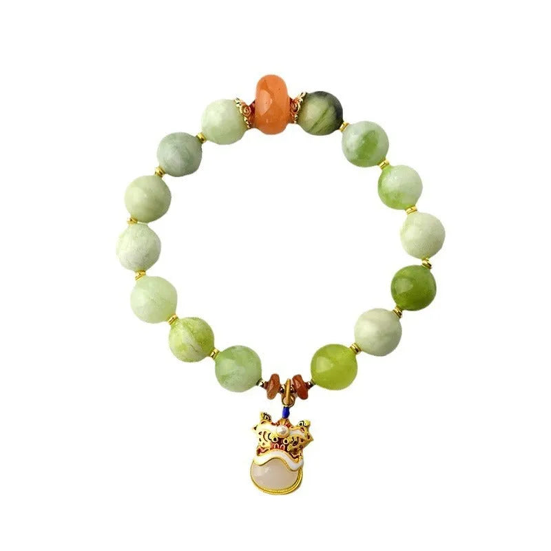Green milk-in-water jade pendant bracelet with retro geometric design and 10mm stone