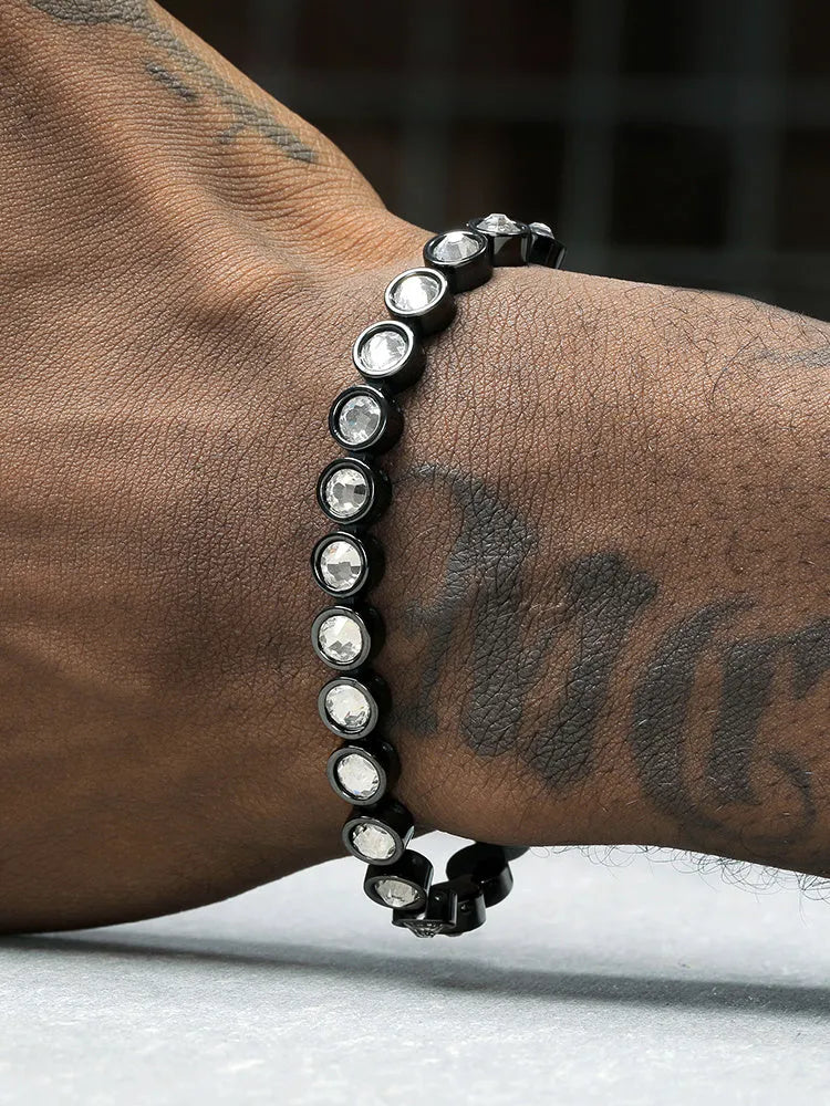 Black ceramic and steel bracelet with diamond-studded detail, 7mm wide, 18cm or 20cm length