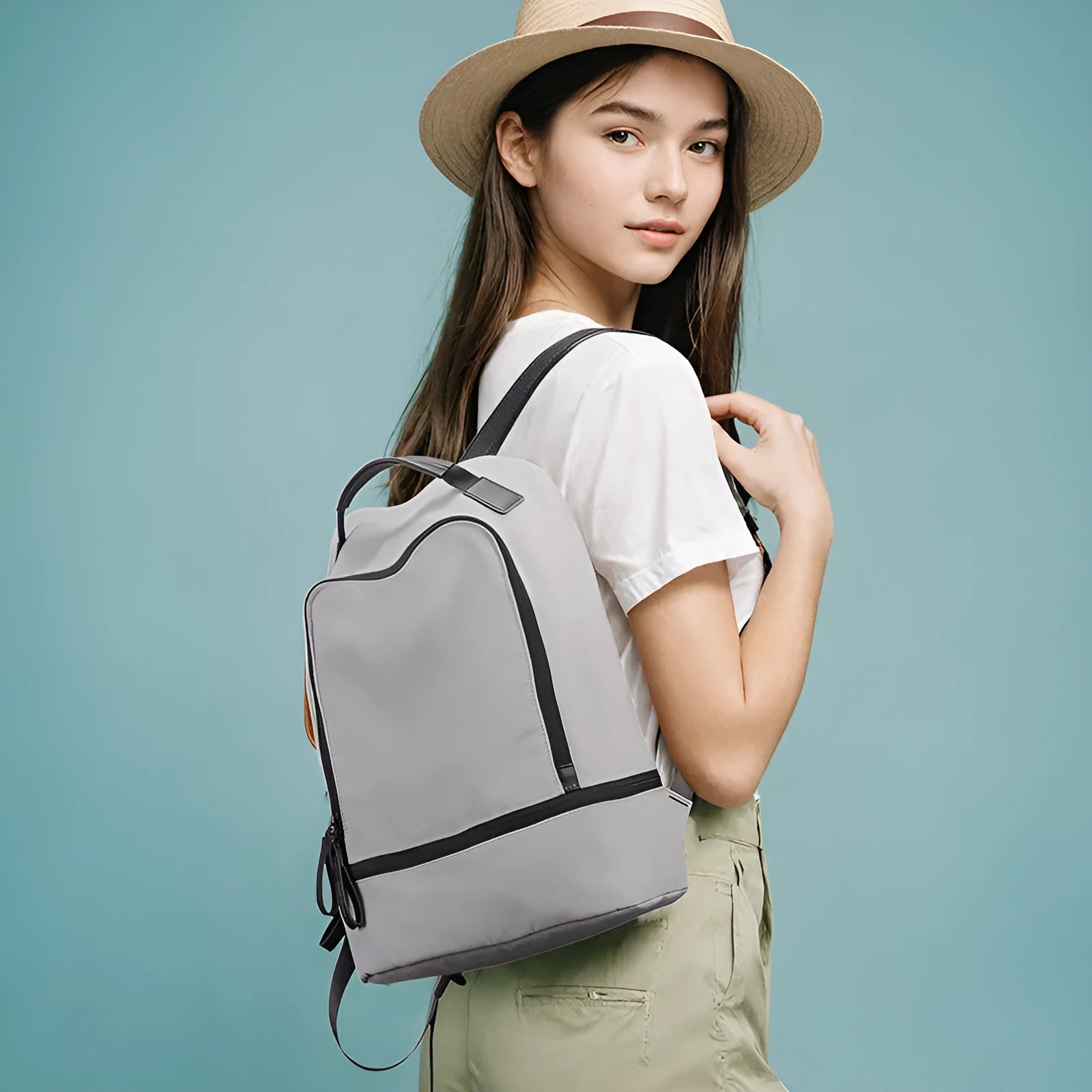 Marco Leideng solid colour ultra-light Oxford cloth backpack with 20L capacity.