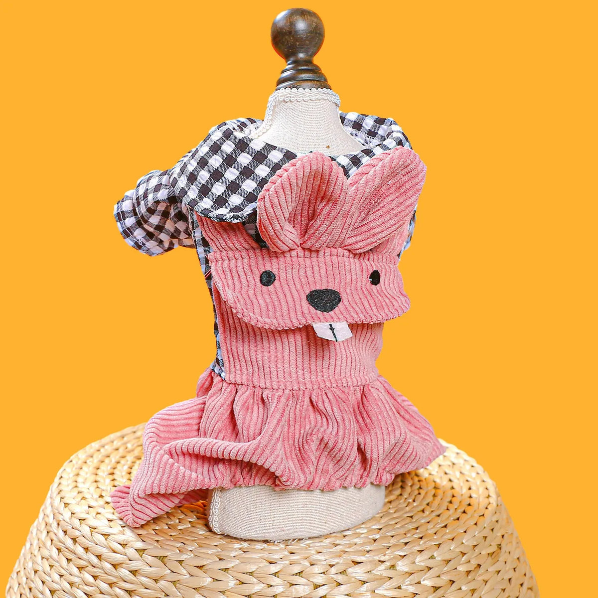 Four-legged plaid dog overalls in polyester, black grid or vermicelli top, sizes XS to XL