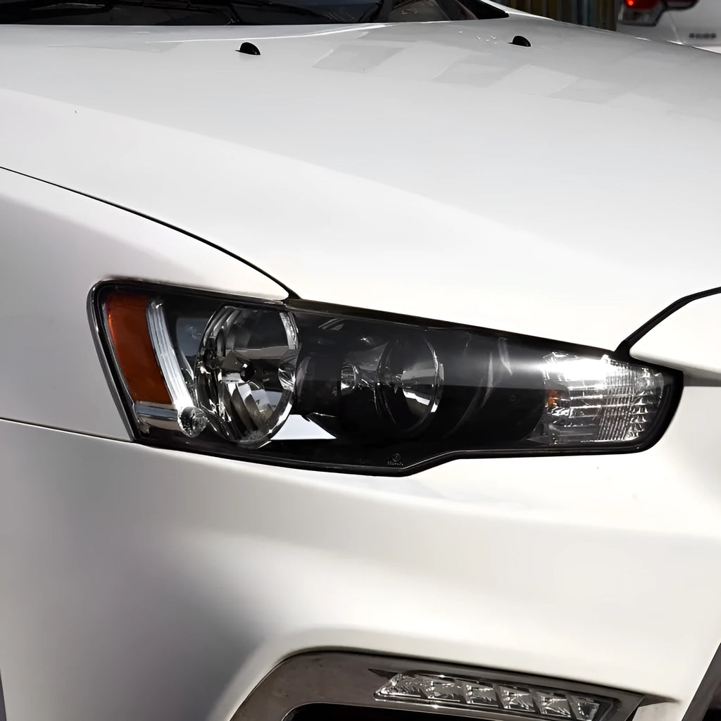 Transparent plastic headlight housing cover measuring 50x30x20mm for vehicle lamp replacement
