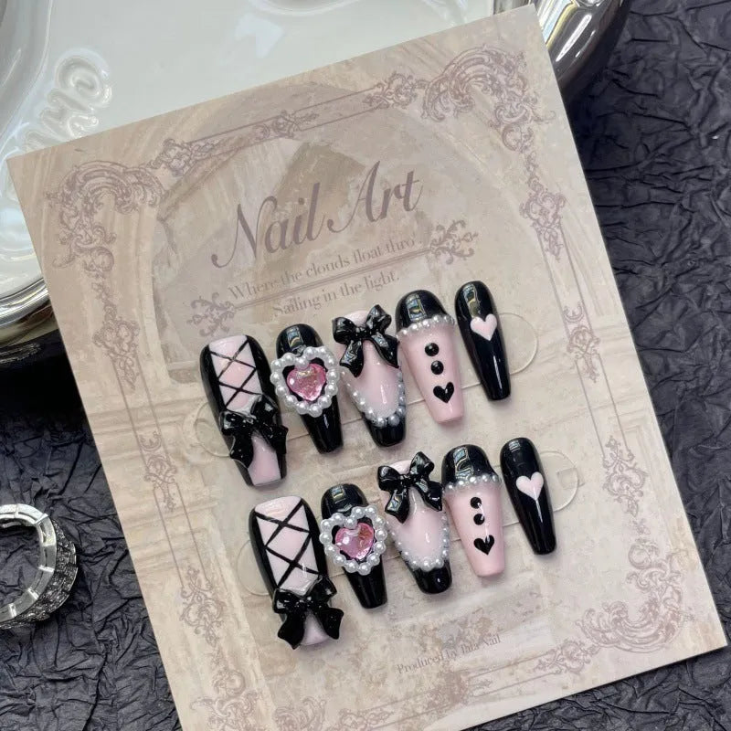 Black pink heart hand-painted detachable manicure set with bow decoration in four sizes